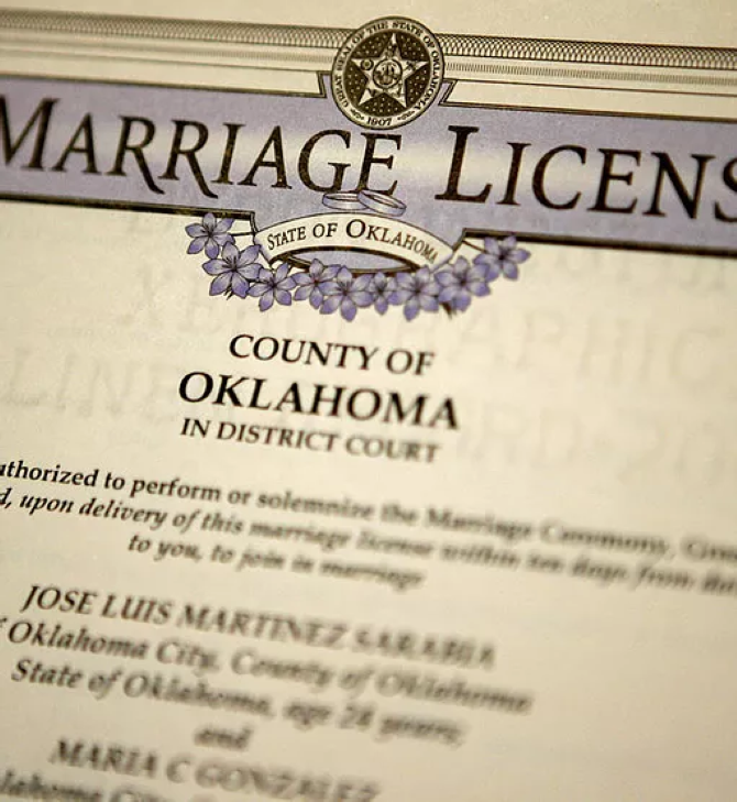 Oklahoma City, OK LGBT Wedding Officiant Doc Grayson - Rainbow Services