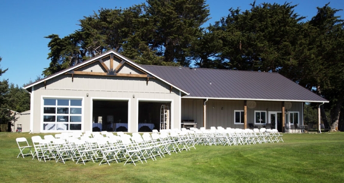 Bandon, Oregon LGBT Wedding Reception Venue - Bandon Crossings Golf Course