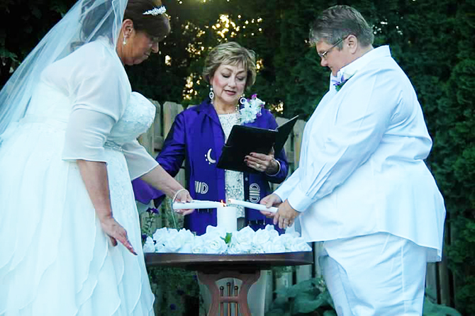 Diva Matters Ministry LGBT Wedding Officiant in Portland Oregon