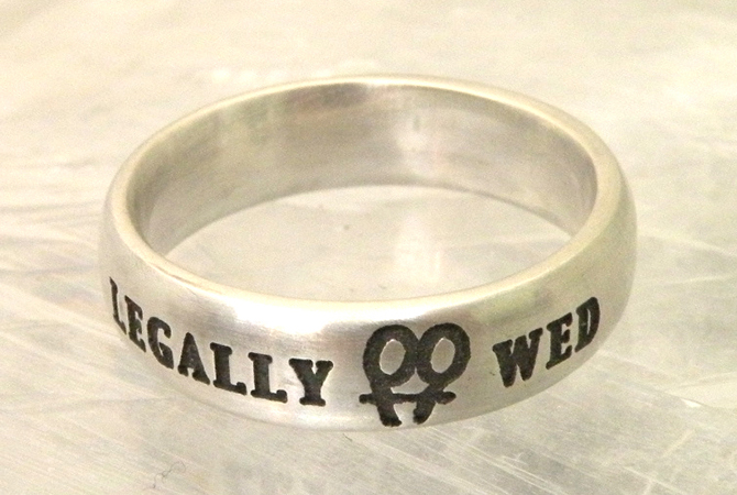 Miche Shines Custom Jewelry
Eugene, Oregon LGBT Wedding Rings
