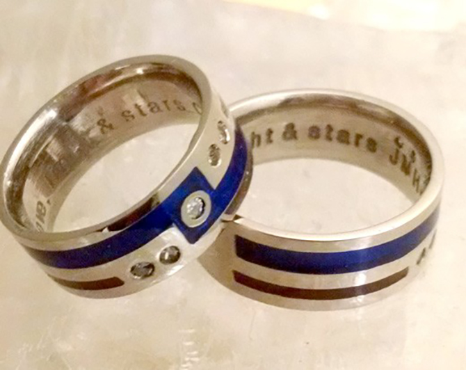 Miche Shines Custom Jewelry
Eugene, Oregon LGBT Wedding Rings
