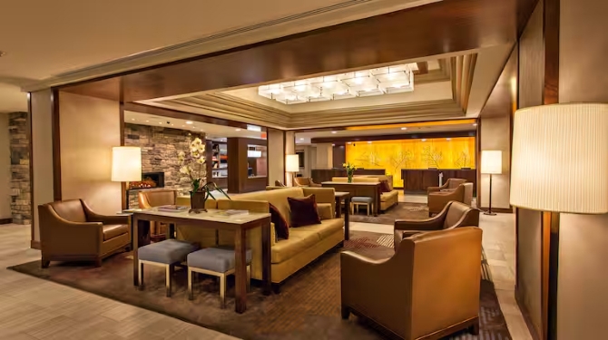 DoubleTree by Hilton Pittsburgh-Green Tree 
Pittsburgh, Pennsylvania LGBT Wedding Packages
