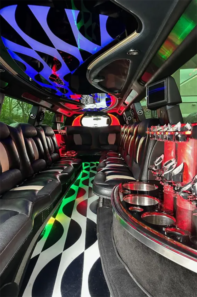 Fortune Transportation Group LLC
Philadelphia, Pennsylvania LGBT-Friendly Wedding Limousine Service