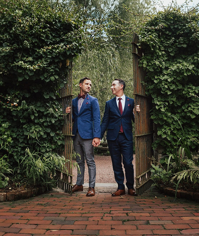HollyHedge Estate
New Hope, PA LGBT Wedding Venue