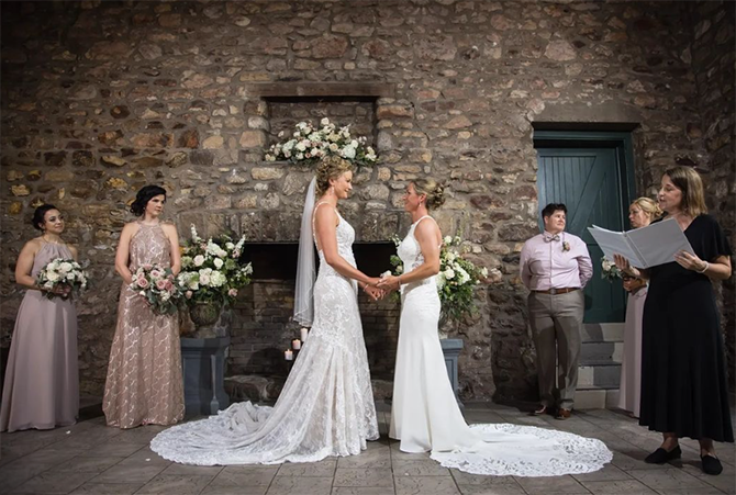 HollyHedge Estate
New Hope, PA LGBT Wedding Venue