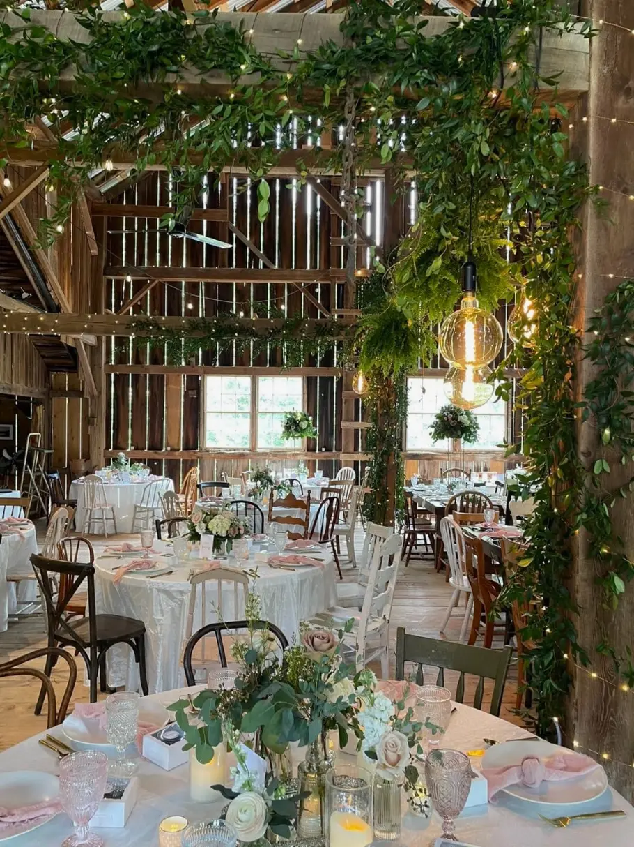 Old Carter Barn
Tunkhannock, Pennsylvania LGBT Wedding Reception Venue
Lake Carey, Scranton, Wilkes-Barre