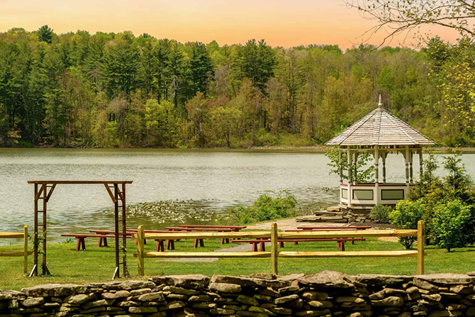 Old Carter Barn
Tunkhannock, Pennsylvania LGBT Wedding Reception Venue
Lake Carey, Scranton, Wilkes-Barre