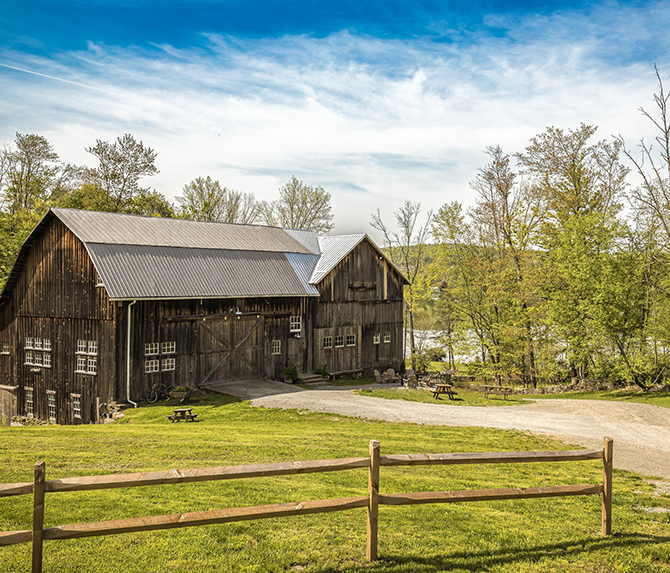 Old Carter Barn
Tunkhannock, Pennsylvania LGBT Wedding Reception Venue
Lake Carey, Scranton, Wilkes-Barre