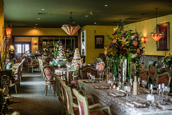 The Inn At Leola Village formal dining room
