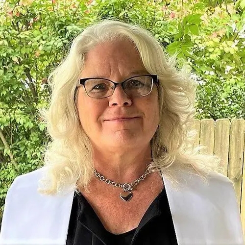 Your Wedding Officiant
Pittsburgh, Pennsylvania LGBTQ Marriage Reverend
