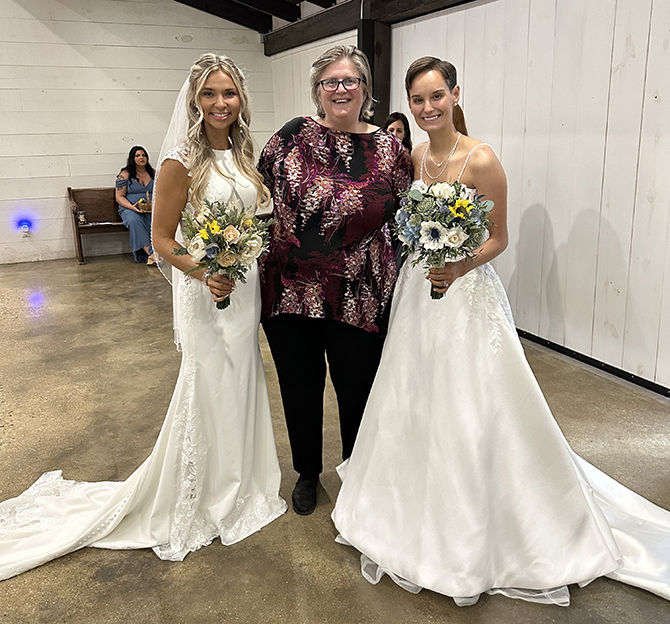 Authentic Weddings 
Chattanooga, Tennessee LGBTQ Wedding Officiant


