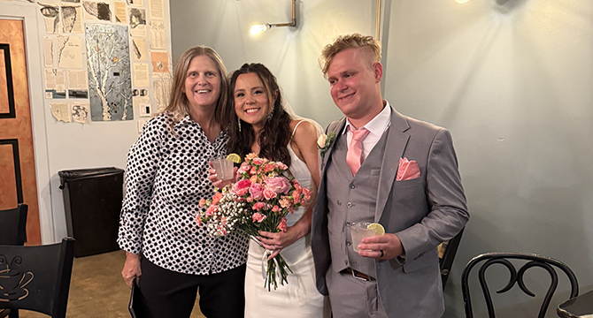 Authentic Weddings 
Chattanooga, Tennessee LGBTQ Wedding Officiant

