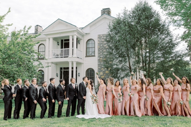 Legacy Farms
Lebanon, Tennessee LGBT Wedding Reception Venue Middle Tennessee
