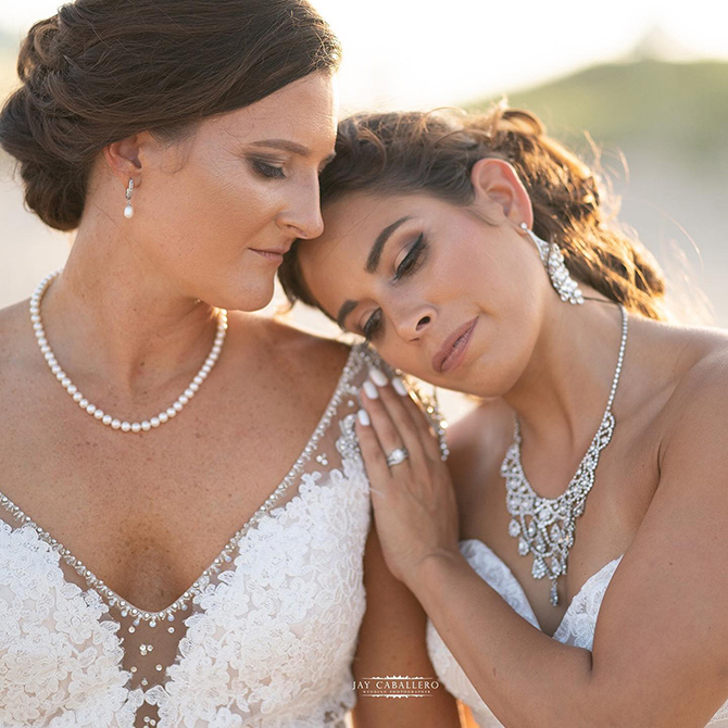 Casa Mariposa Venue and Villas
South Padre Island, Texas LGBT Wedding Reception Venue