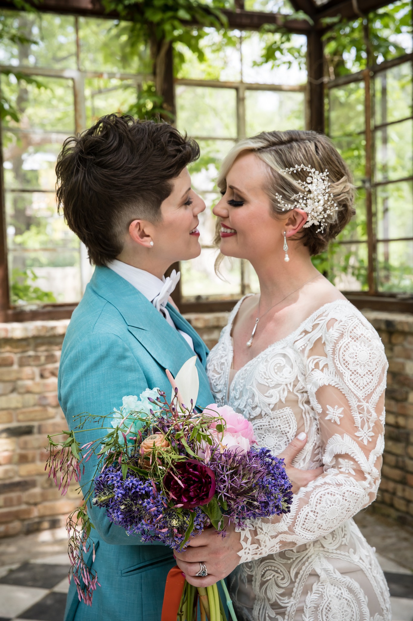 Chapel of Love ATX 
Austin, Texas LGBTQ Wedding Packages
