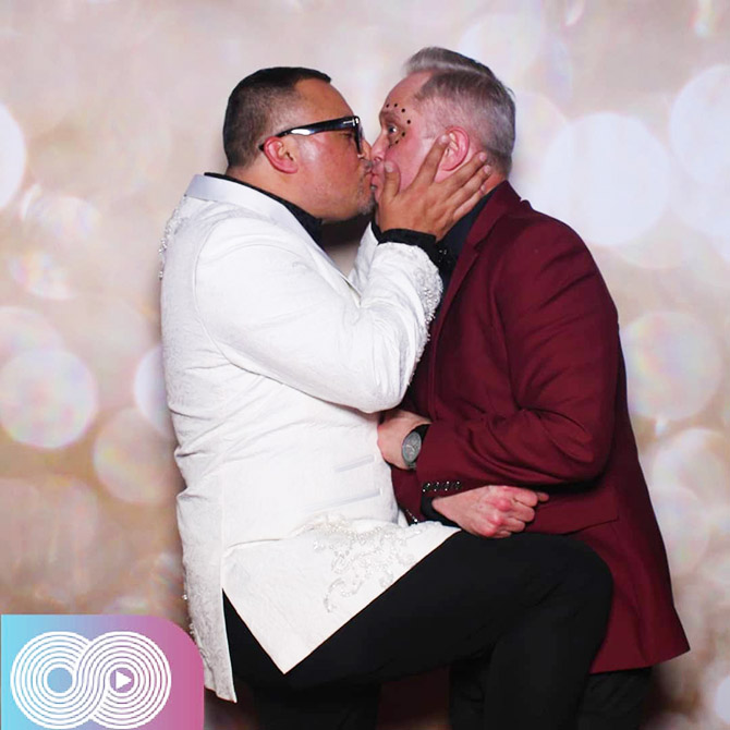 - Dallas, Texas LGBT Wedding PhotoBooth Rentals - Infinity Media Dallass Mirror PhotoBooth Rentals