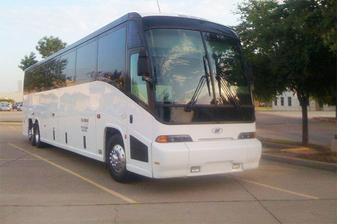 Janicek & Associates Luxury Transportation
Dallas, TX LGBT-Friendly Wedding Limousine Transportation