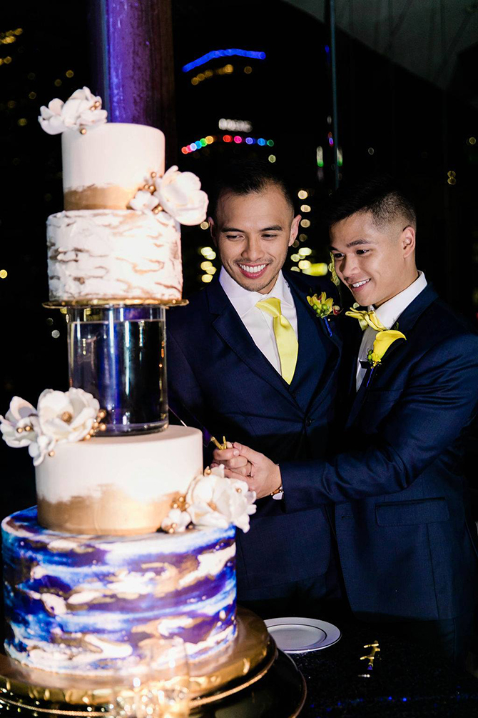 Dallas, Texas Same-Sex Marriage Officiant - Love Your Moment - Lisa Cage
