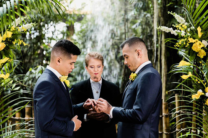 Dallas, Texas Same-Sex Marriage Officiant - Love Your Moment - Lisa Cage