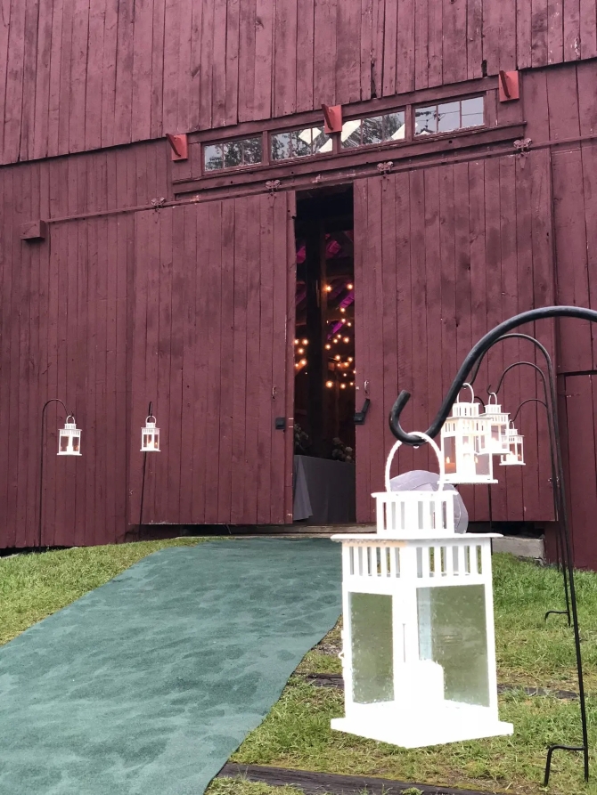 The Colonel Williams Inn 
Marlboro, Vermont LGBTQ Wedding Barn Venue & B&B 
Southern Vermont, Green Mountain
