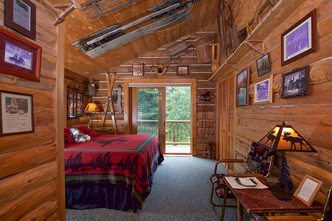 Central VT Moose Meadow Lodge