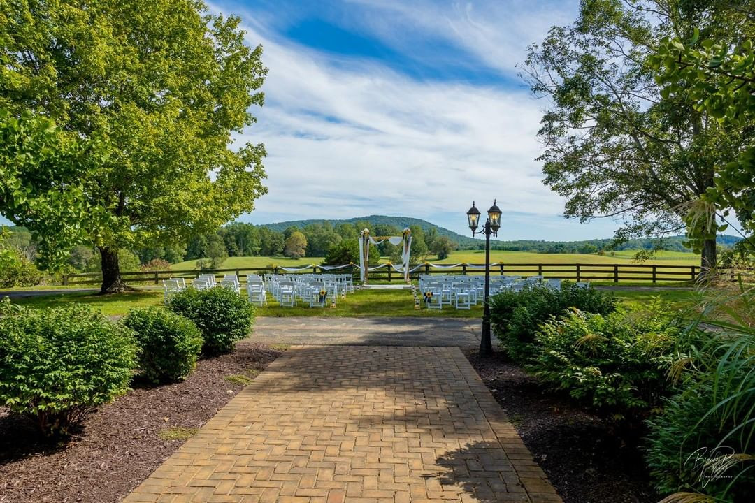 Castleton Meadows LP 
Castleton, Virginia LGBT Weddings
