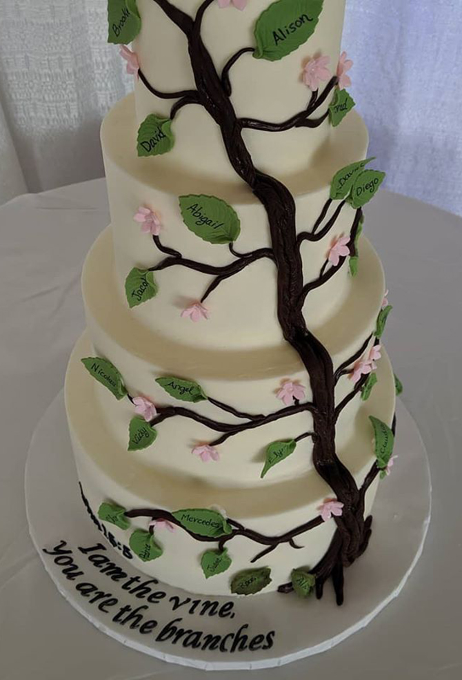 Family TRee Wedding Cake - Weddings by Nicole G - Manassas, VA LGBT Wedding Planner