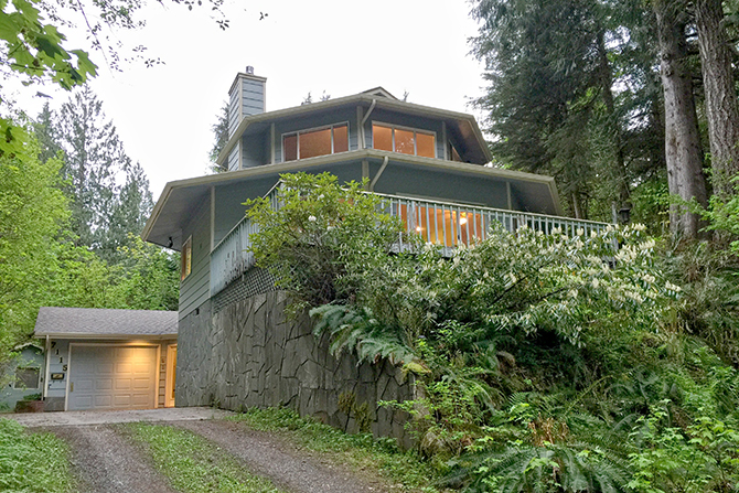 Mount Baker Lodging, Inc. - Cabin on acreage wooded setting
