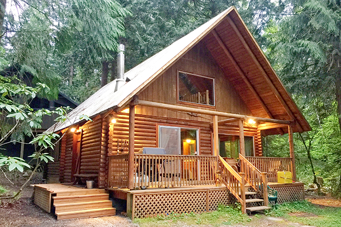 Mount Baker Lodging, Inc. - English tudor style home with hot tub