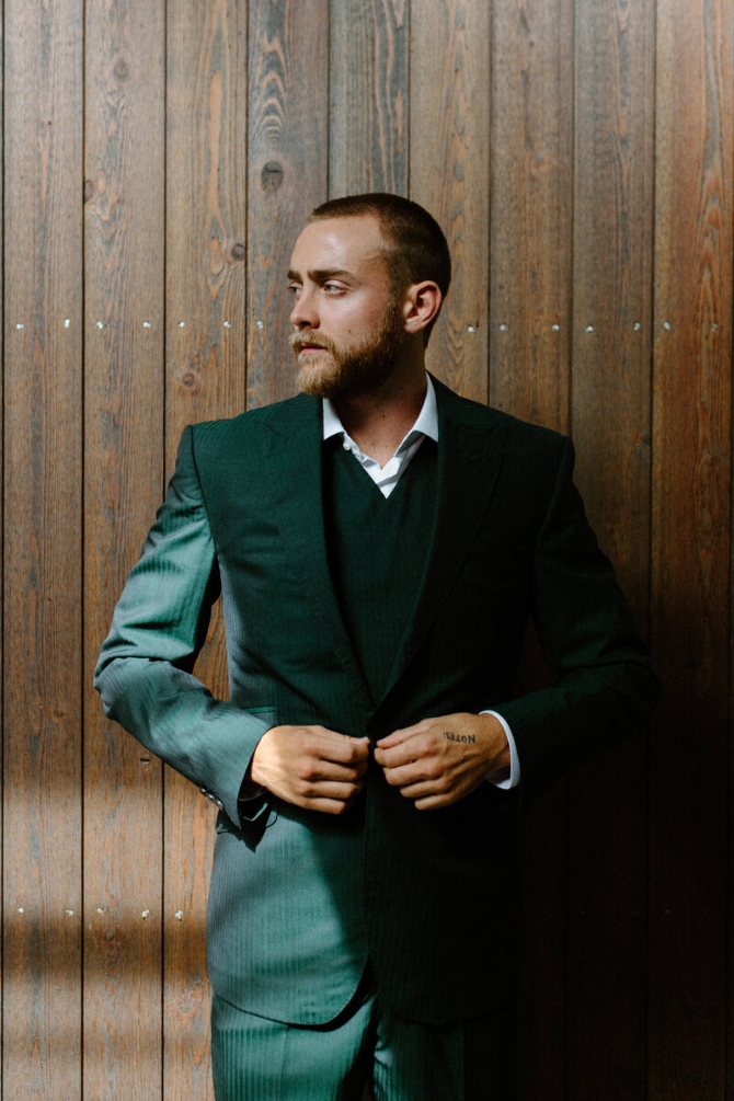 Sew Generously 
Seattle, Washington LGBT Wedding Suits & Tuxedos
