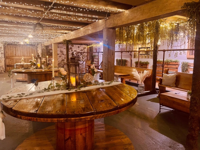 Orchard Valley Acres
West Bend, Wisconsin LGBT Wedding Reception Venue
Southeastern Wisconsin
