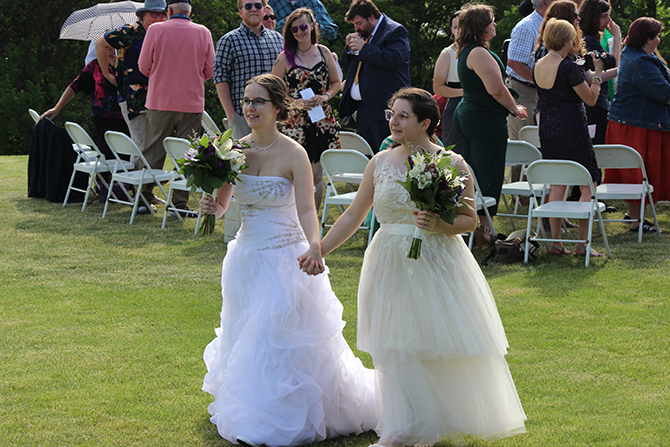 Madison, Wisconsin LGBT Wedding Officiant - Sacred Moments