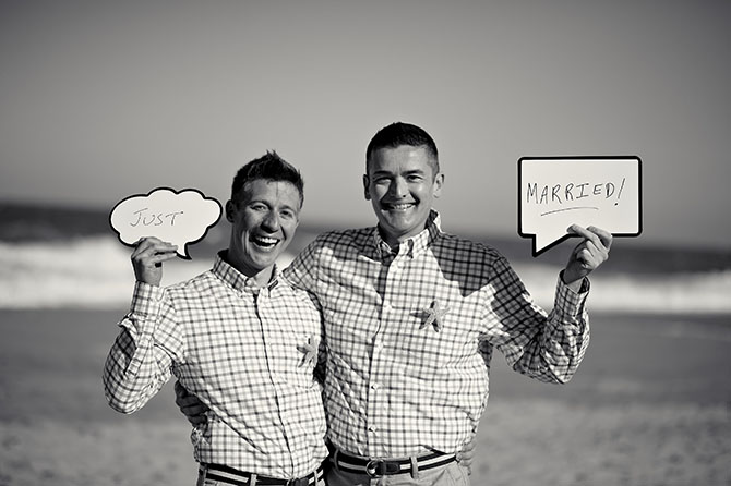 elevee events - Just married gay couple
