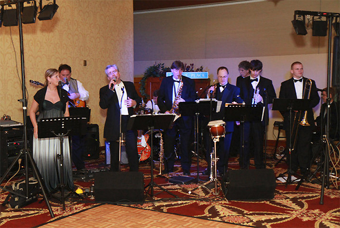 Groove Place Havertown, PA LGBT Wedding Dance Band wedding singers