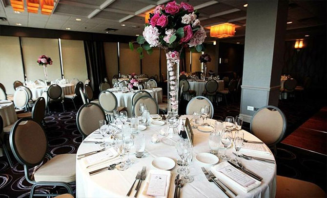 Holiday Inn Chicago Mart Plaza - Large rose floral table centerpiece