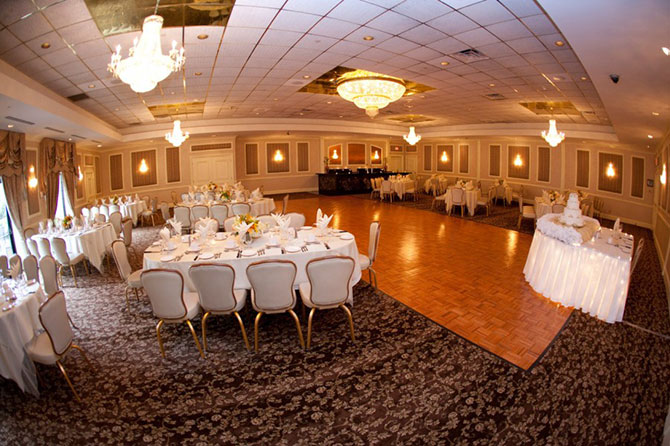 The Poughkeepsie Grand Hotel - White reception